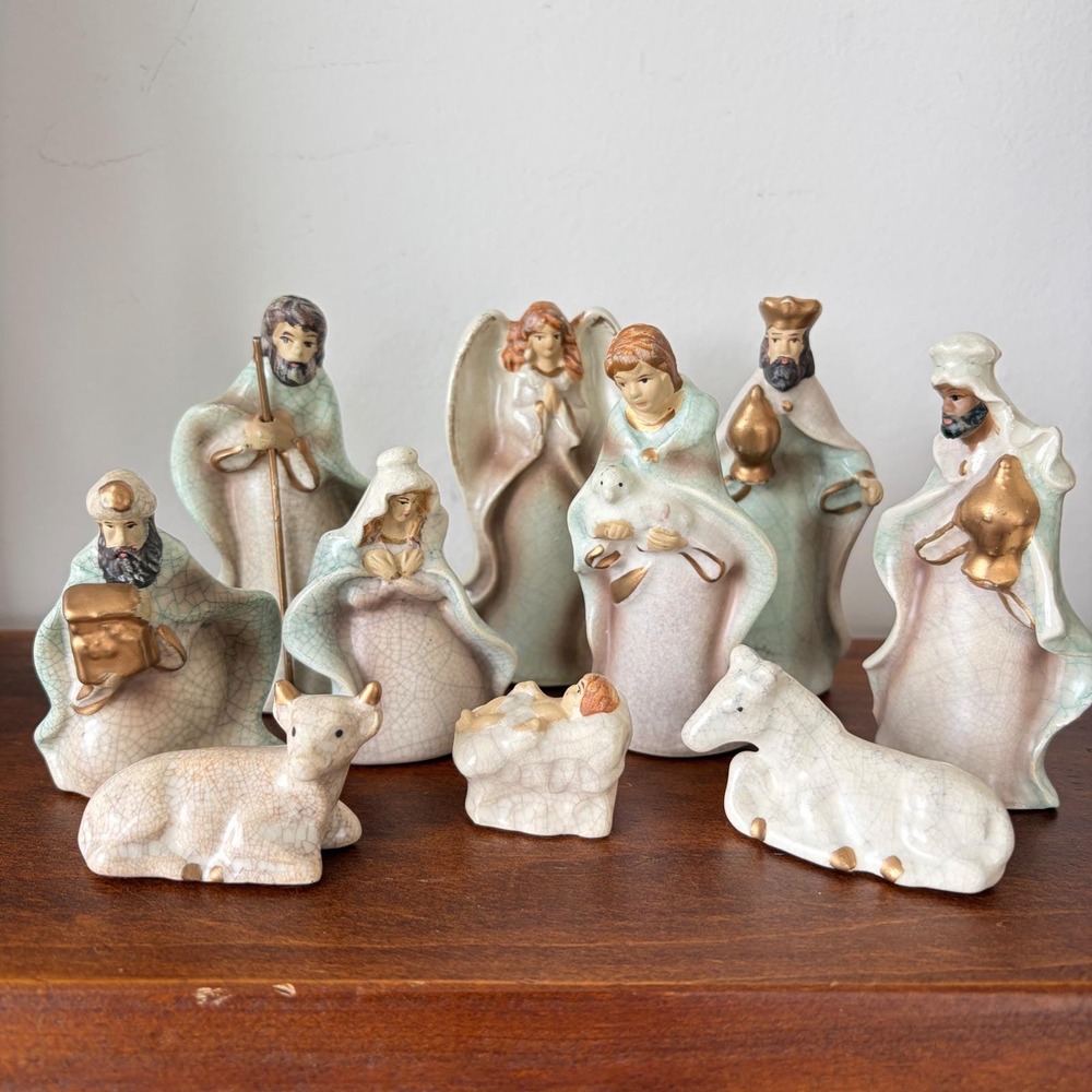 Vintage Ceramic Nativity Set 10 Piece Crackle Glaze Pastel Gold Accents